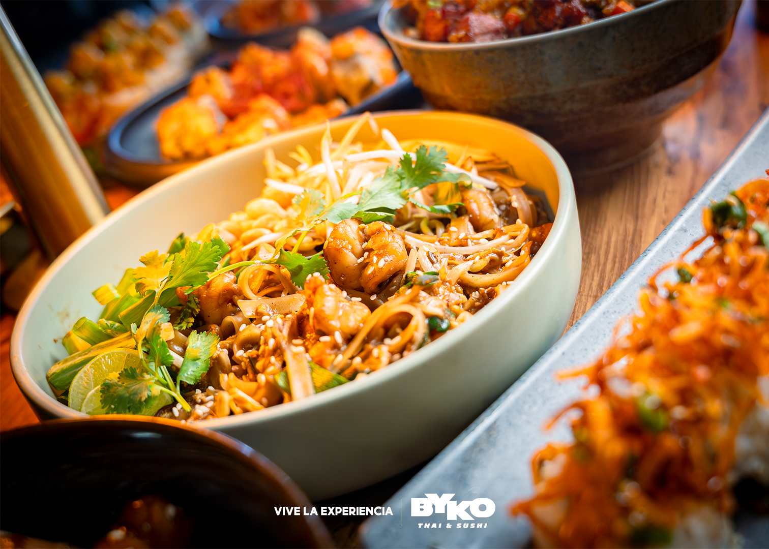 Pad thai BYKO con camarón